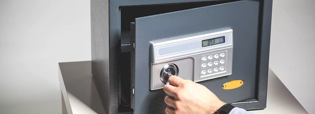 Safe Opening Repair in Windermere Villas